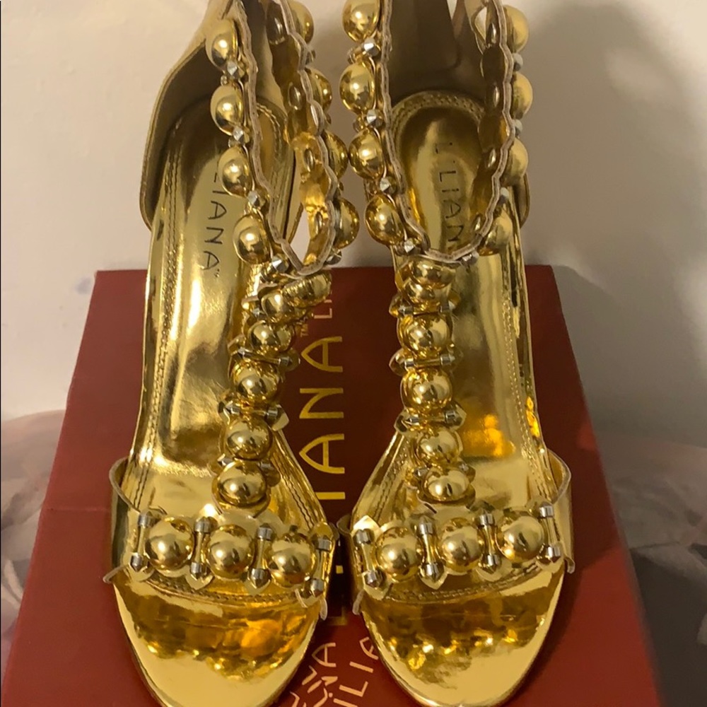 Gold and Silver open peep toe sandal - Picture 2 of 2